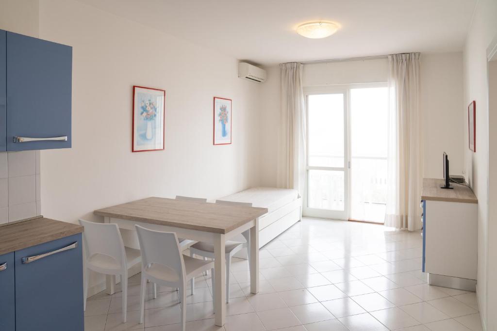 Appartamento Vista Mare con Piscina Lignano Sabbiadoro MV7 - 3