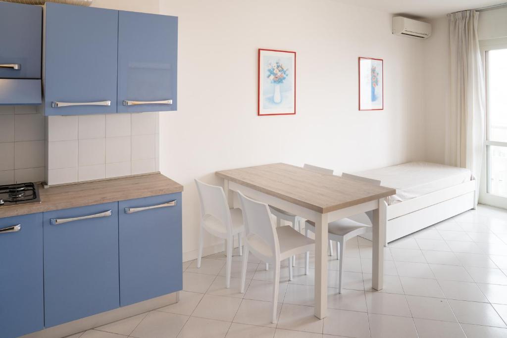 Appartamento Vista Mare con Piscina Lignano Sabbiadoro MV7 - 4