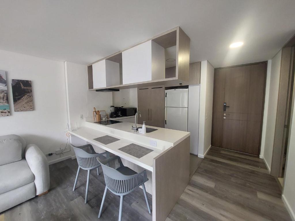 Apartasuite en Rionegro con piscina, gimnasio y spa - 5