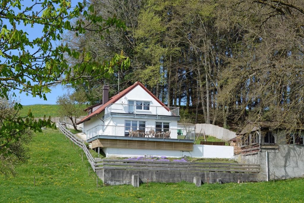 Haus Allgäublick bei Kronburg - Alleinlage mit Sauna, Kamin und eingezäuntem Garten - 2