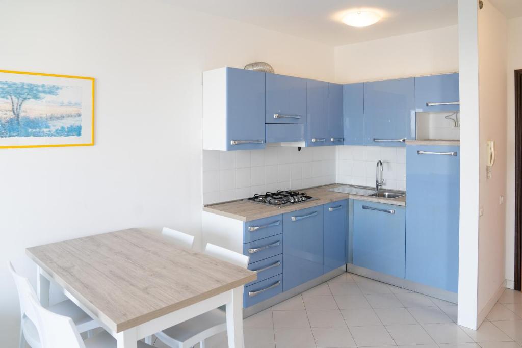 Appartamento Vista Mare con Piscina Lignano Sabbiadoro MV8 - 4