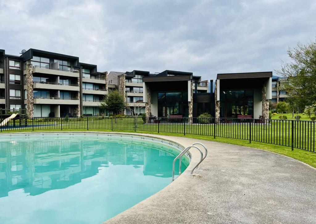 Urbano Costa Pucon - BBQ Laundry Parking Pool Wifi - 5