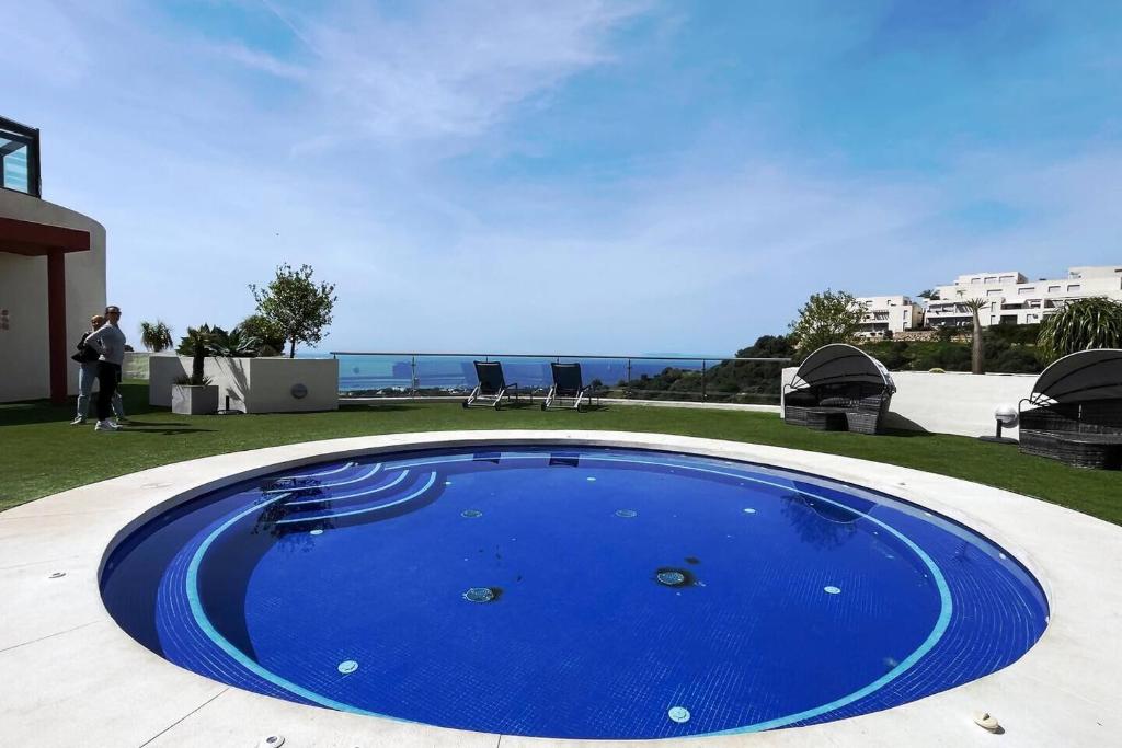 Marbella Hills: Vistas espectaculares y lujo - 3