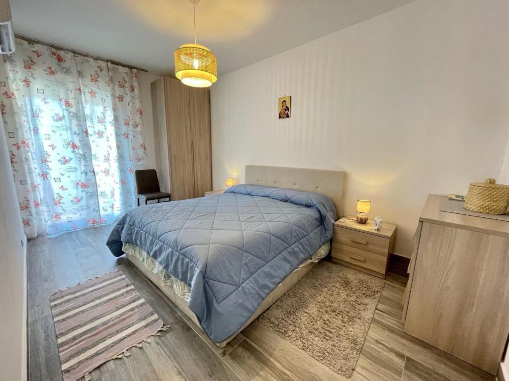 Bright apartment with balcony - 4