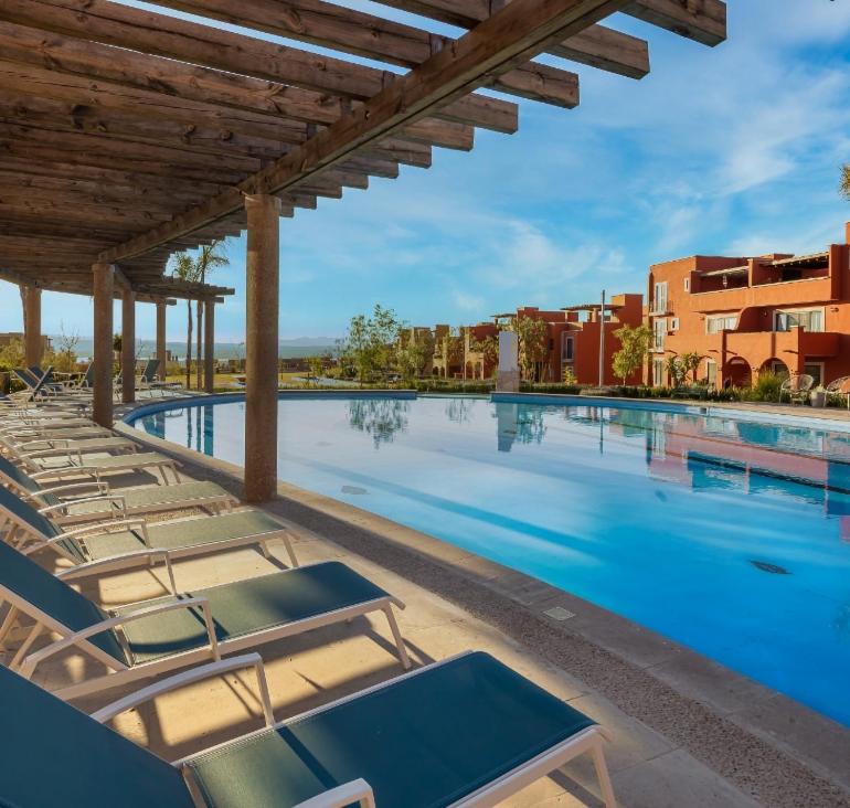Luxury Apartment Pool, Gym & Padel Downtown 10 min - 3