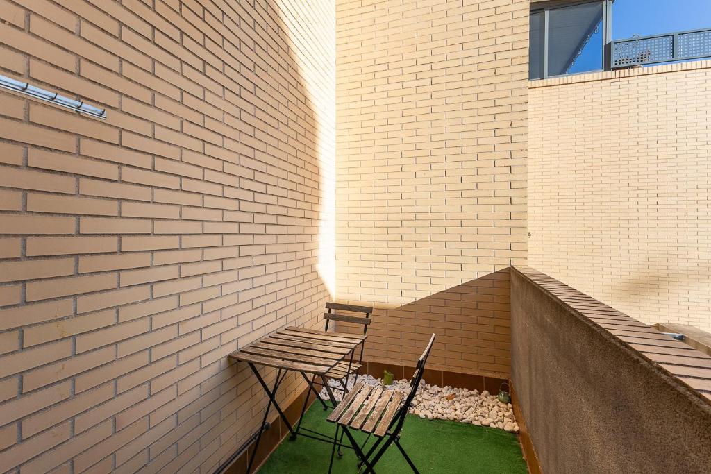 Moderno Hogar con terraza y garaje cerca del mar - 2