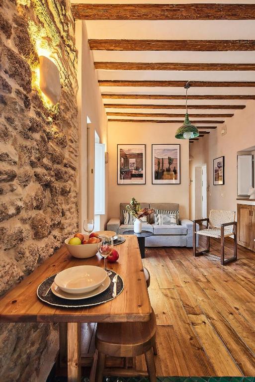 Cádiz Deluxe Apartment by LiveWork - 1