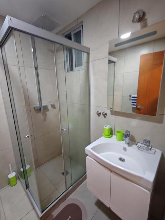 Modern and Warm in the Heart of Sopocachi - 3