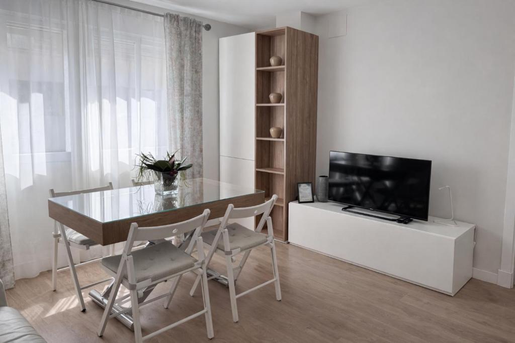 Apartamento Amaro Cádiz - Playa Victoria - 3