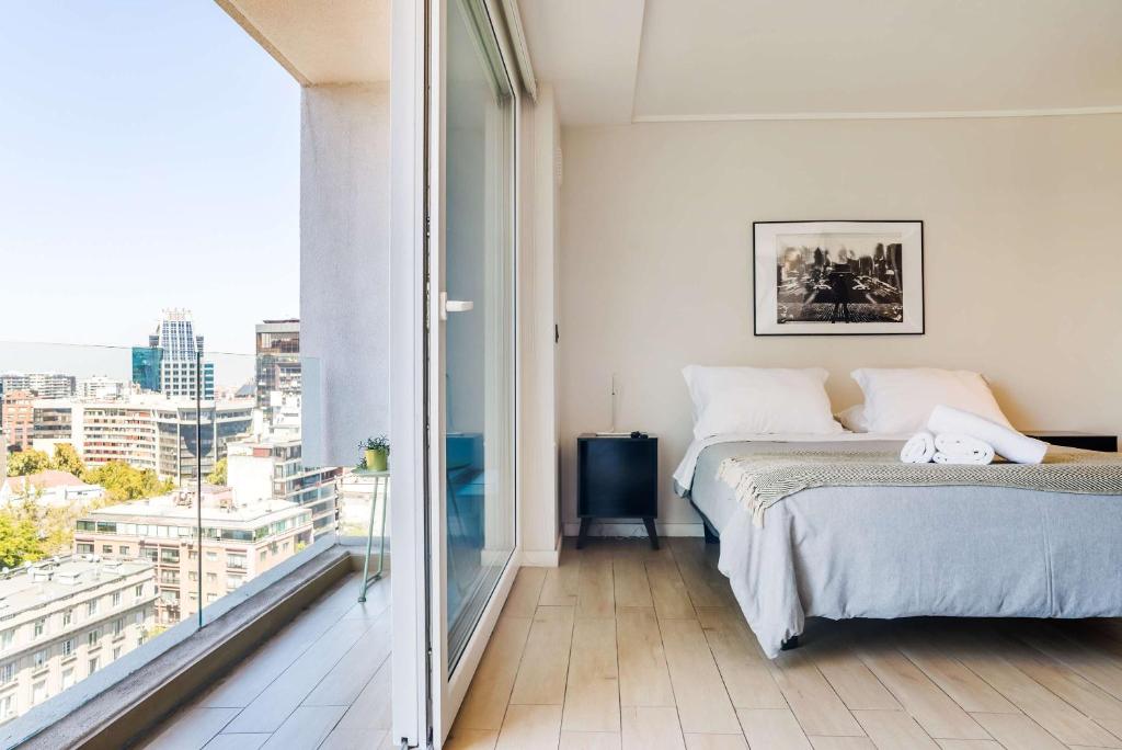 Style and Comfort near Costanera Center - 1