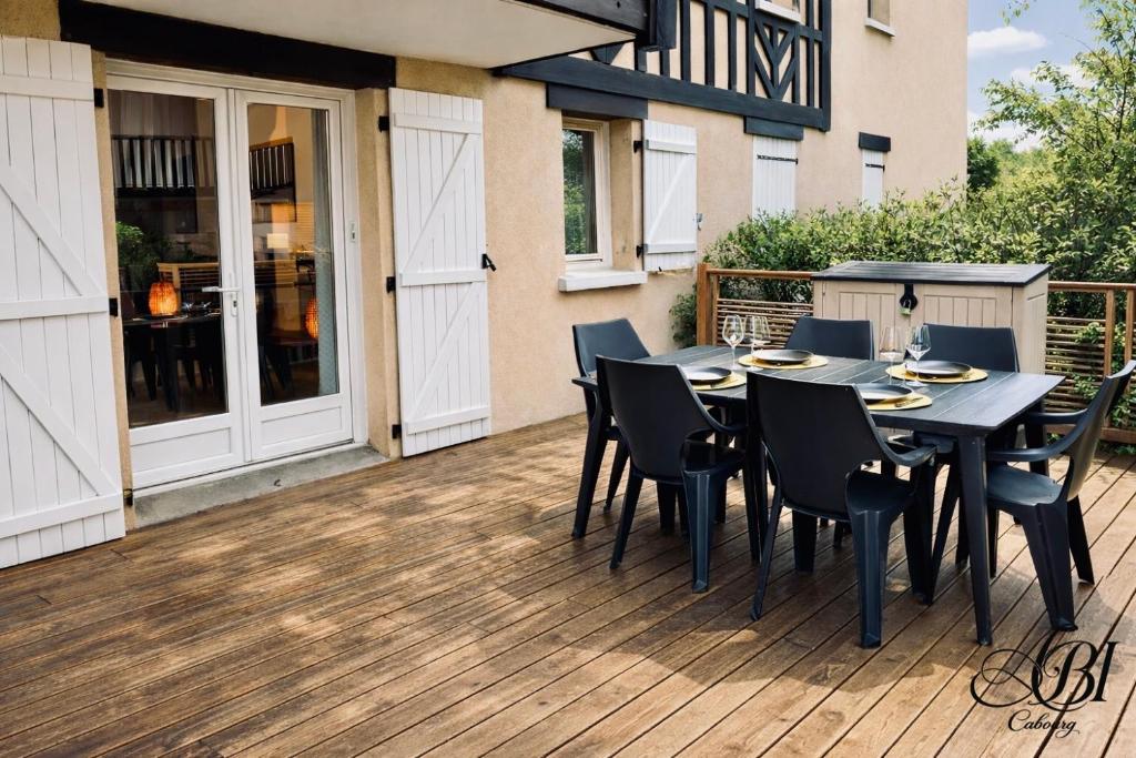 Grande terrasse 300m plage Parking privé 4 pers - 1