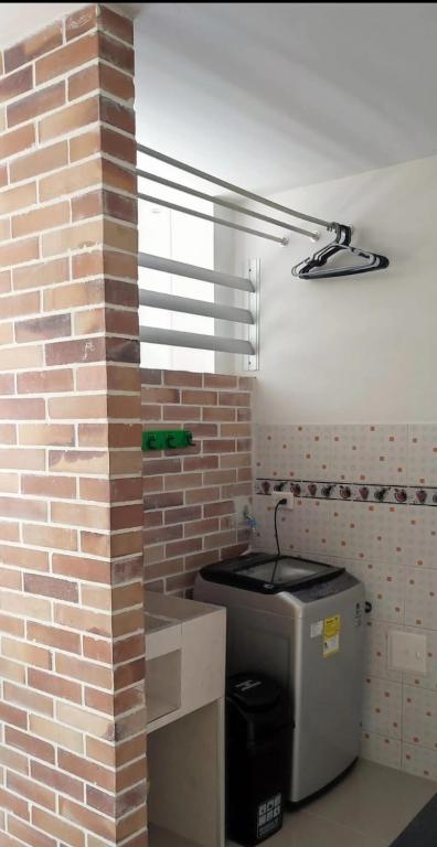 201-Cómodo y moderno apartamento de 2 habitaciones en la mejor zona céntrica de ibagué - 2