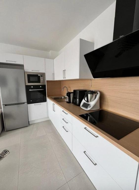 Apartamento de 3 habitaciones en Arrecife - 1