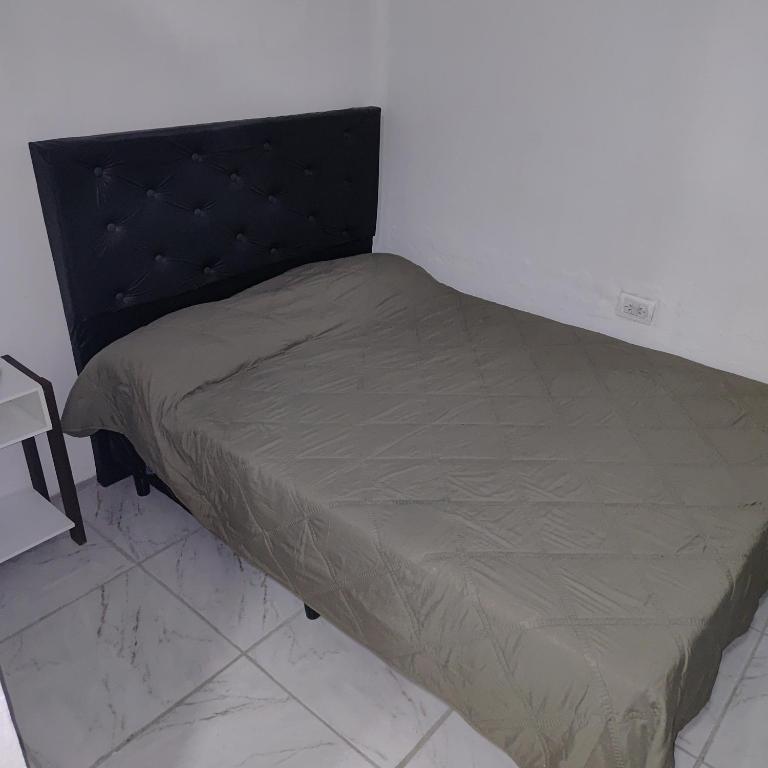 Hospedaje El Colibri - 3