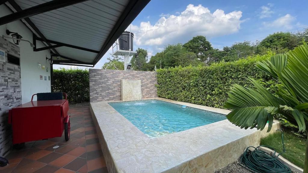 Villa Pool