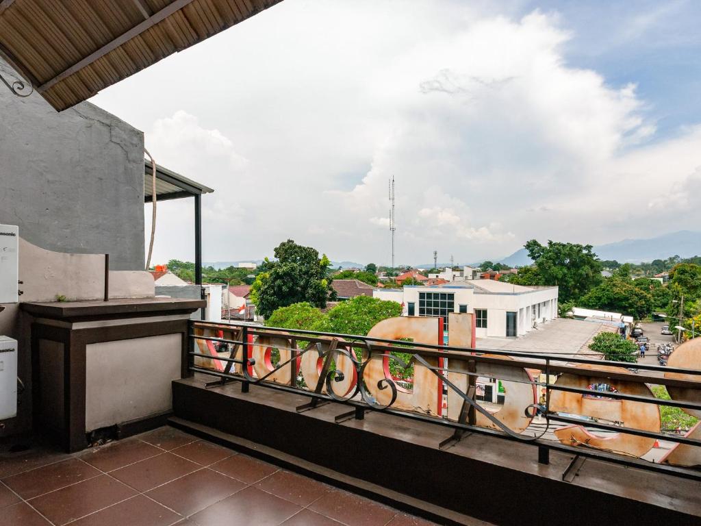 Exterior view, RedDoorz @ Pandu Raya Bogor in Bogor
