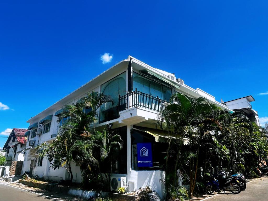 SYRI Boutique Guesthouse Restaurant & Cafe