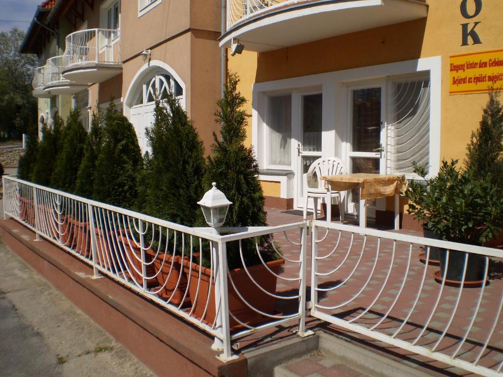 Tarr Apartmanok, Timea Haus photo