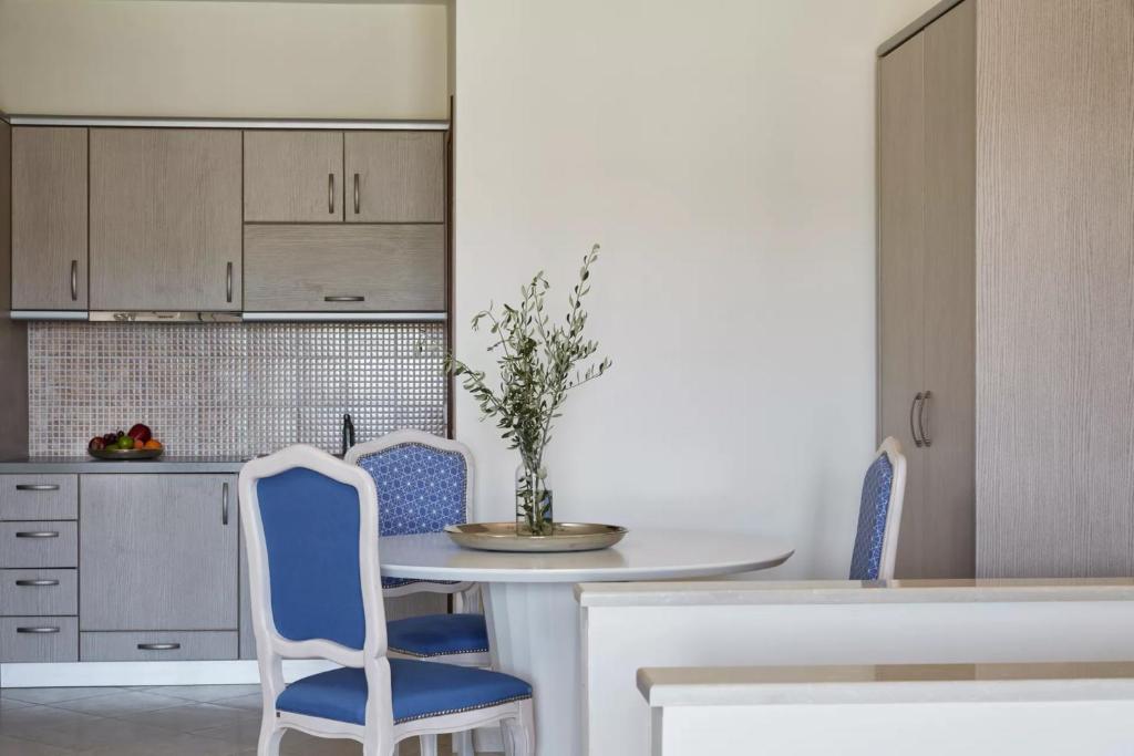 Skiathos Living — Hotel rooms in Skiathos, Thessaly