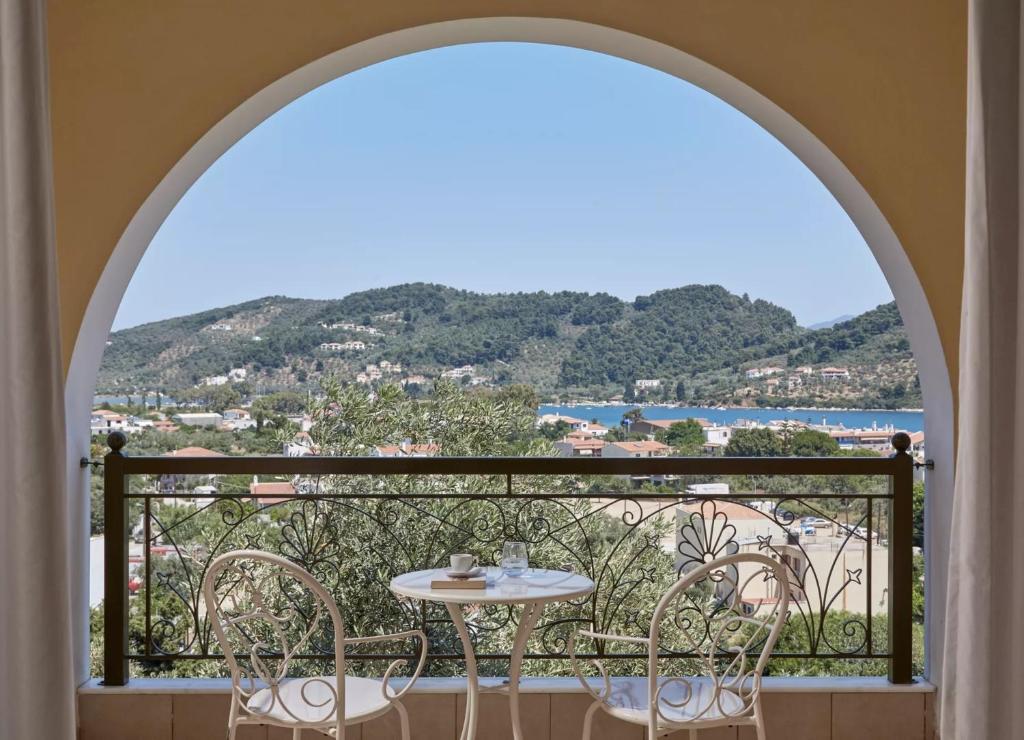 Skiathos Living — Hotel rooms in Skiathos, Thessaly