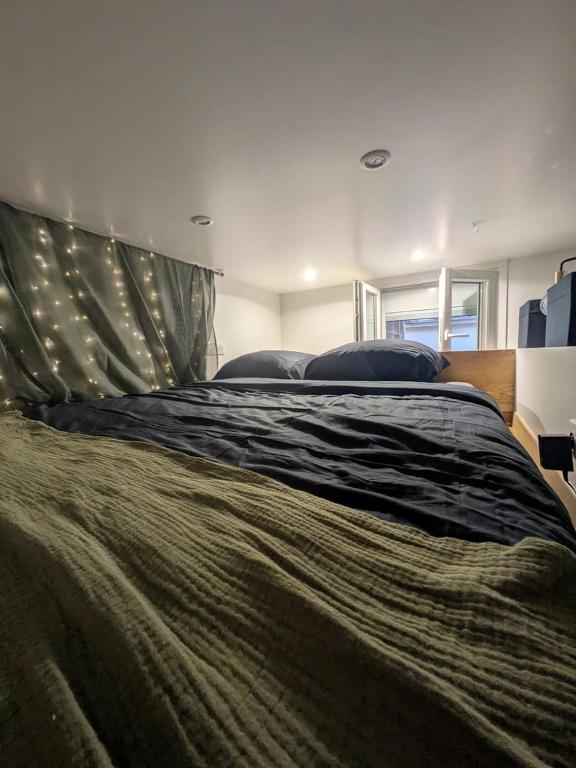 Superbe Studette au cœur de l'ile Saint Louis - 1 personne - 2