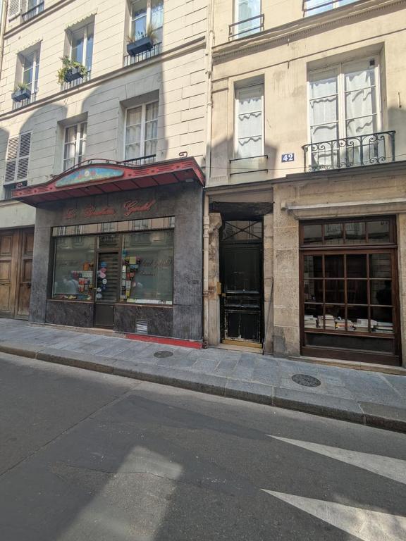 Superbe Studette au cœur de l'ile Saint Louis - 1 personne - 4