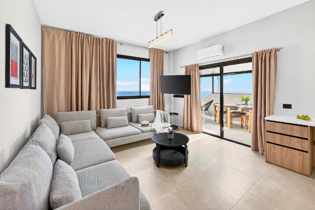 Atlantic View Premium Oceanfront Penthouse - 2
