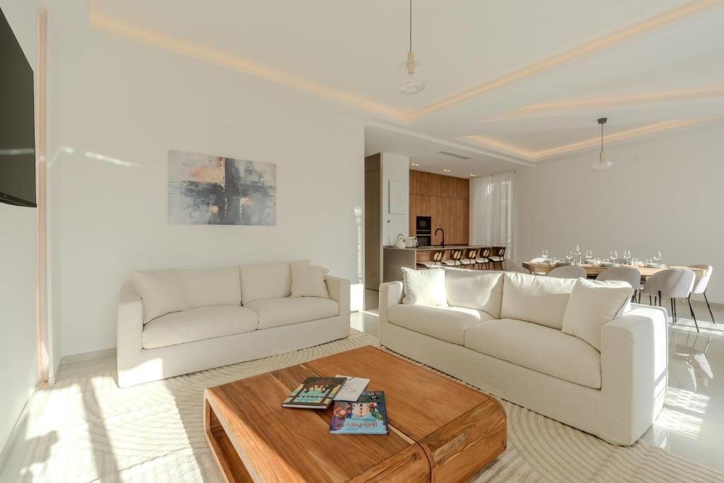 Cannes Centre - Palais a pied - Appartement Prestige 3 chambres et studio - 8 pers - 1