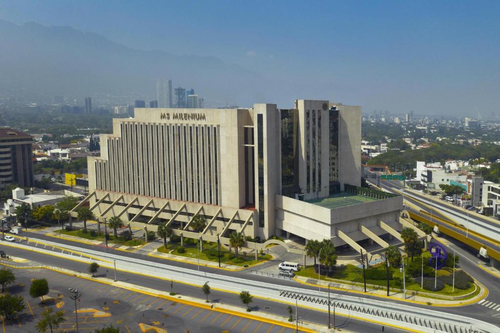 MS Milenium Monterrey Curio Collection by Hilton - 4