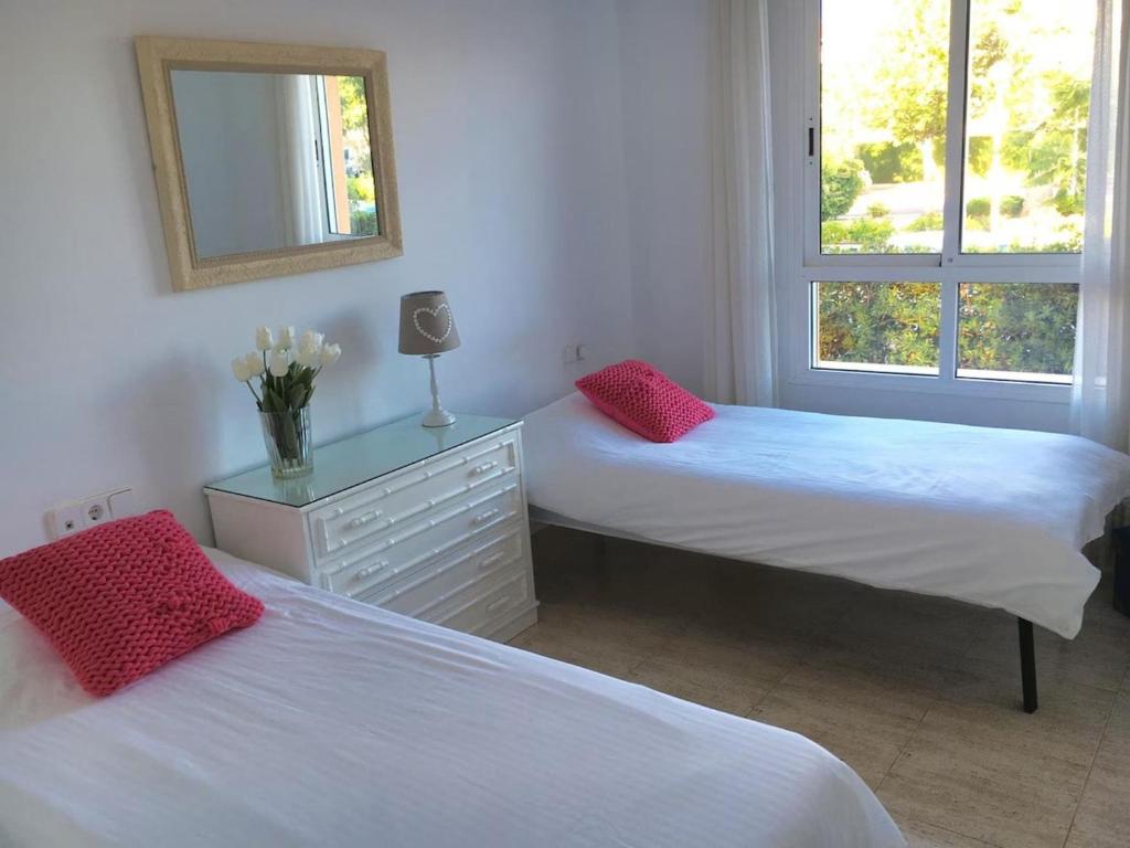 2 bed Apt grt location shared pool outdoor area - 5