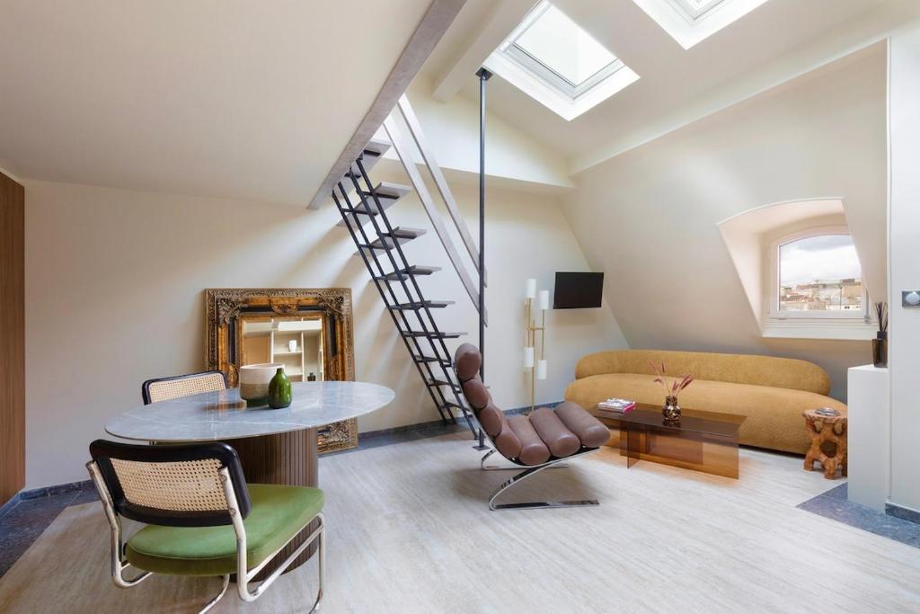 Modern Duplex in Paris - 4P - 1