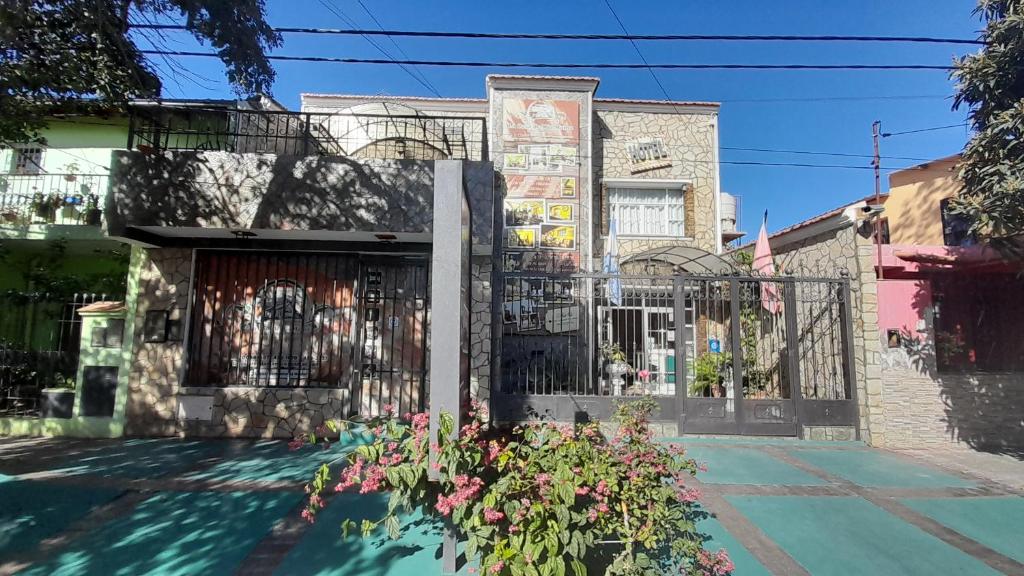 La Casa de Mia Mama - 5