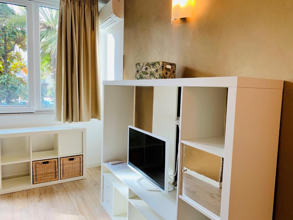 Front Lake Apartment Bardolino - 2