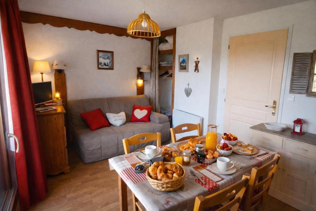 T2 cosy 4 pers balcon vue montagne la Joue du loup - 5
