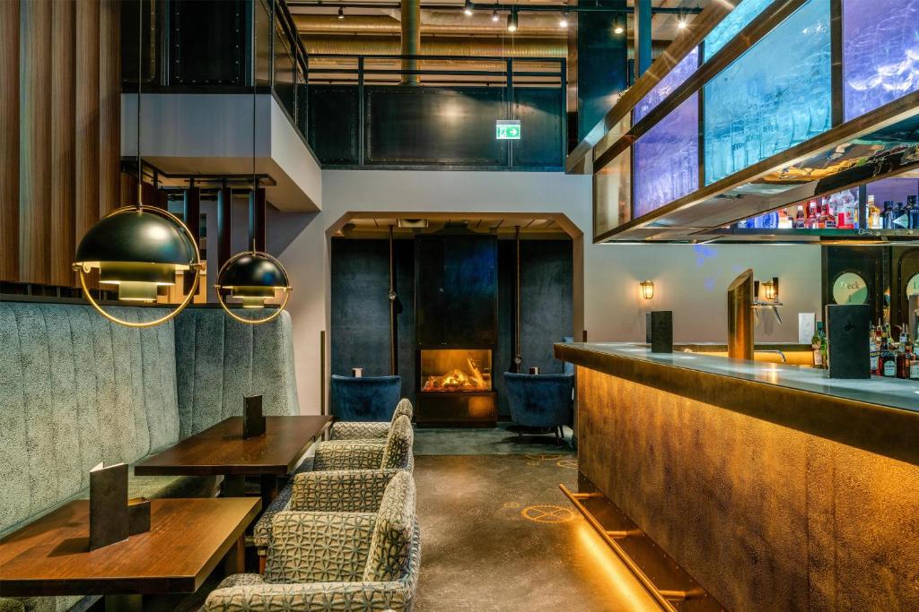 Bar/lounge