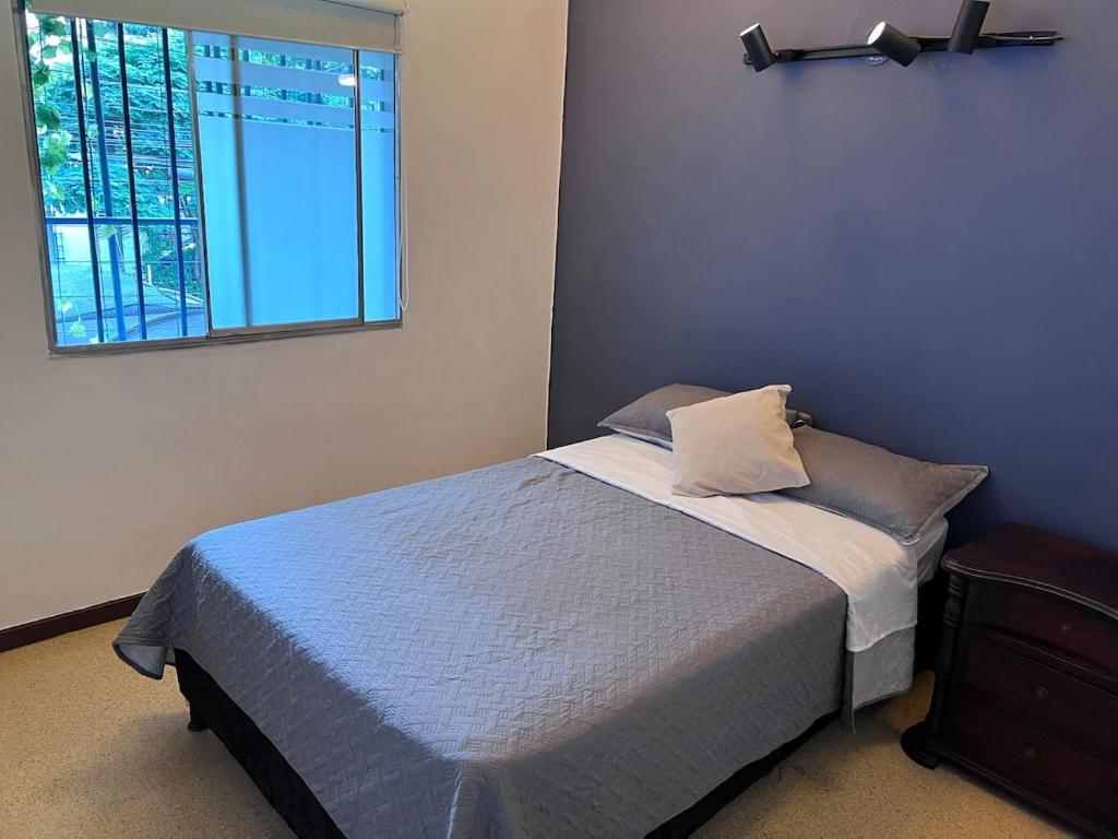 Cozy House 3BR wTerrace Manila El Poblado - 4