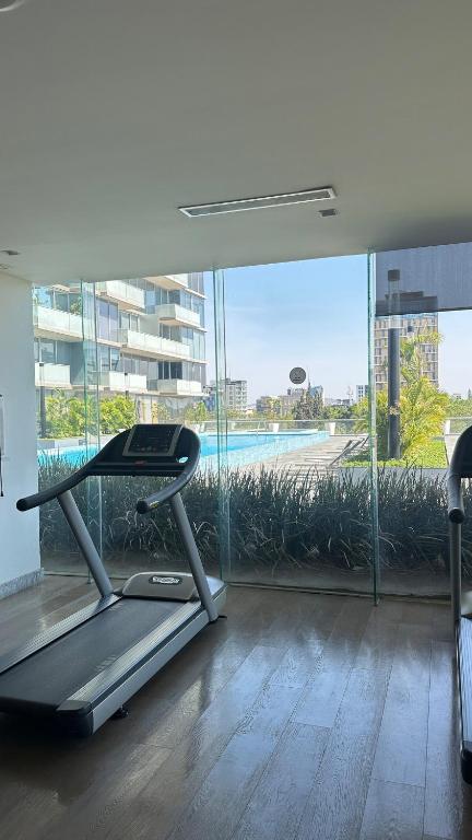 Stunning City View & Pool, 2BR Modern Apartment - 5