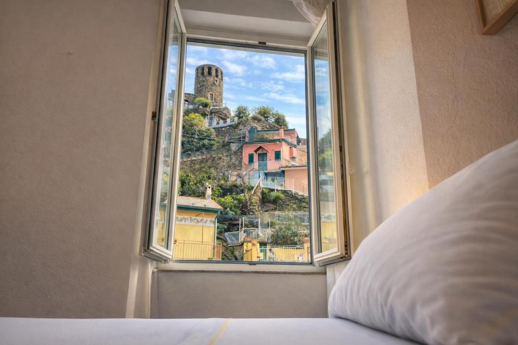 Vernazza Central Apartments - 4