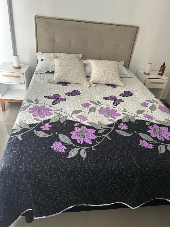 Large apartment in Almagro with a bed and an armchair bed - 5