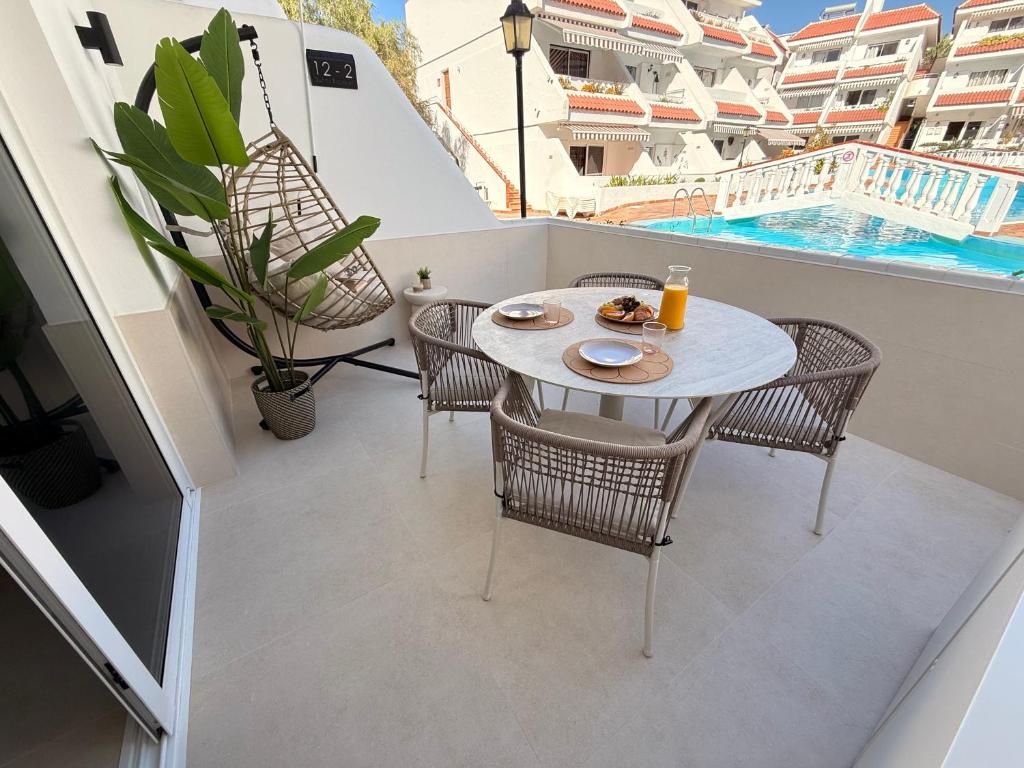 Sunny Escapes, Newly Renovated - Playa de las Americas - 3