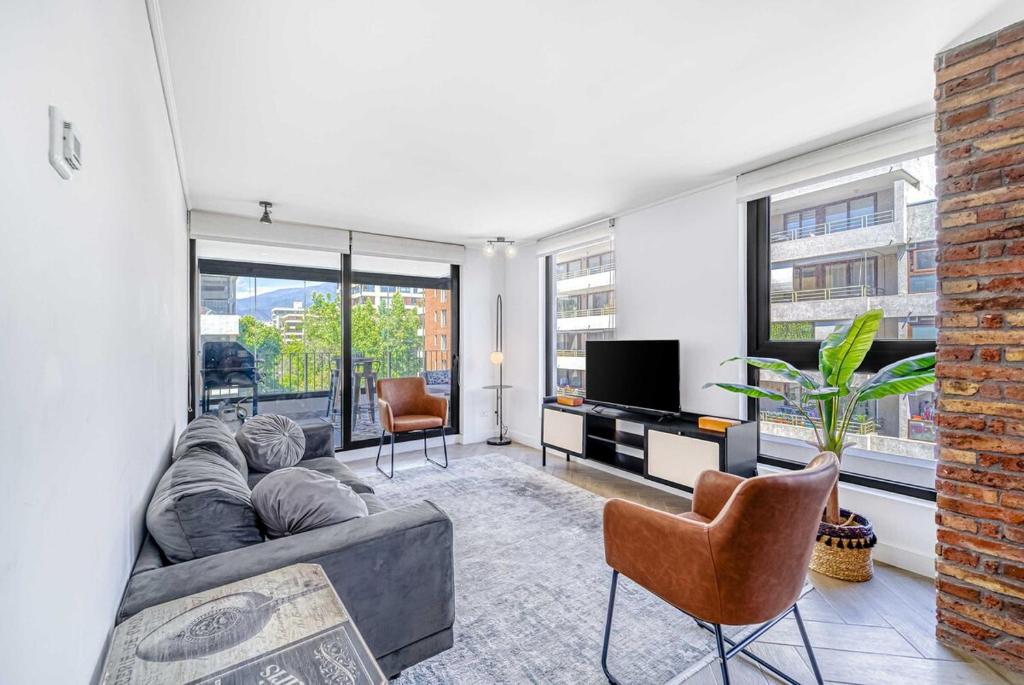 City Light W 2BR, Pool Gym Near Costanera Center - 1