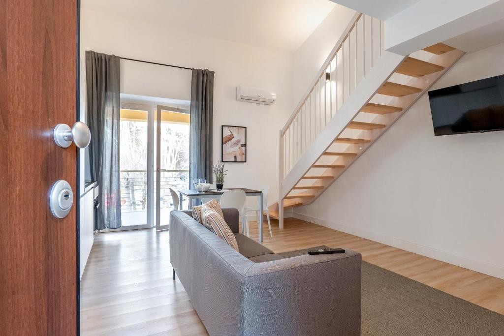 Urban Oasis Labicana Modern Loft with Terrace - 4