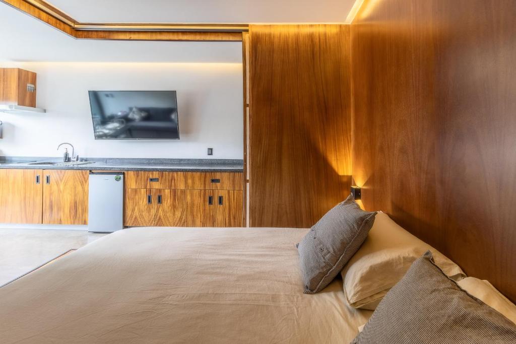 Zielo Londres ,Modern Stay with AC & Rooftop Terrace - 5