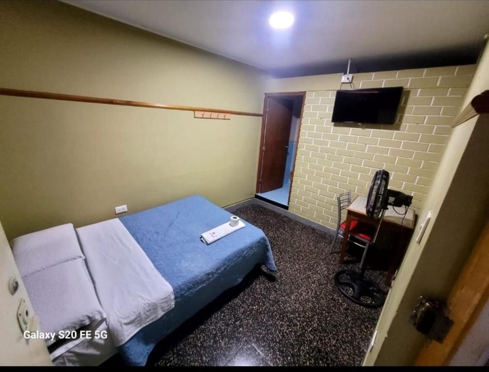 Las Estrellas Hostal - 2