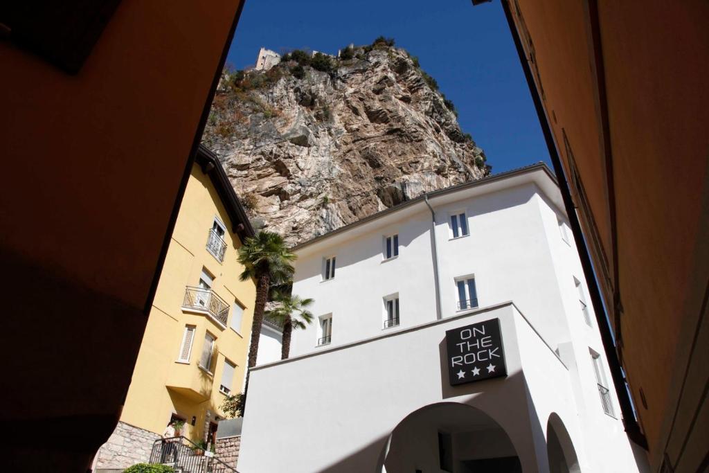 On The Rock — Hotel in Arco