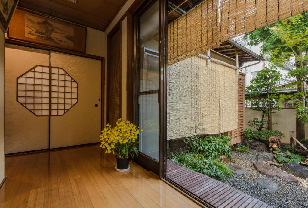 카무로안 료칸 외관