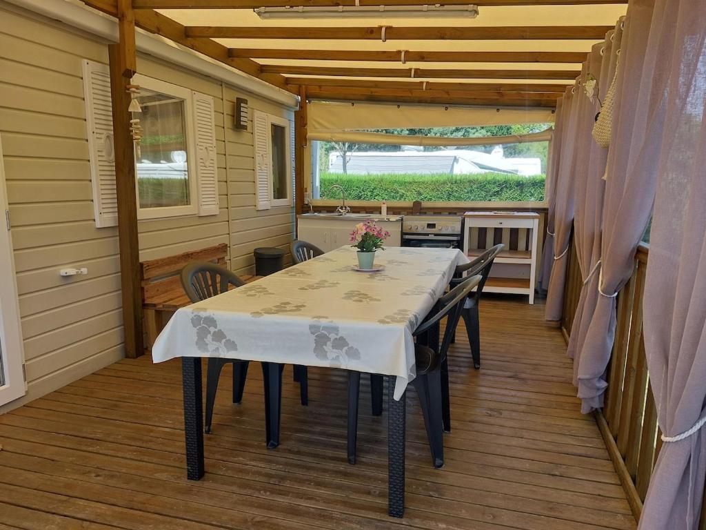 Mobilhome avec accès piscine Andernos - 2