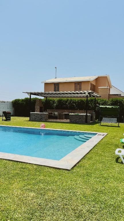 Casa de campo en Chincha con piscina privada y parrilla hasta 14 personas - 1