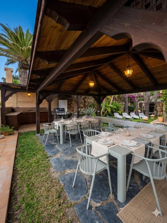 Villa Leandro, First Line Villa with amazing sea views and private access to the sea! - 3