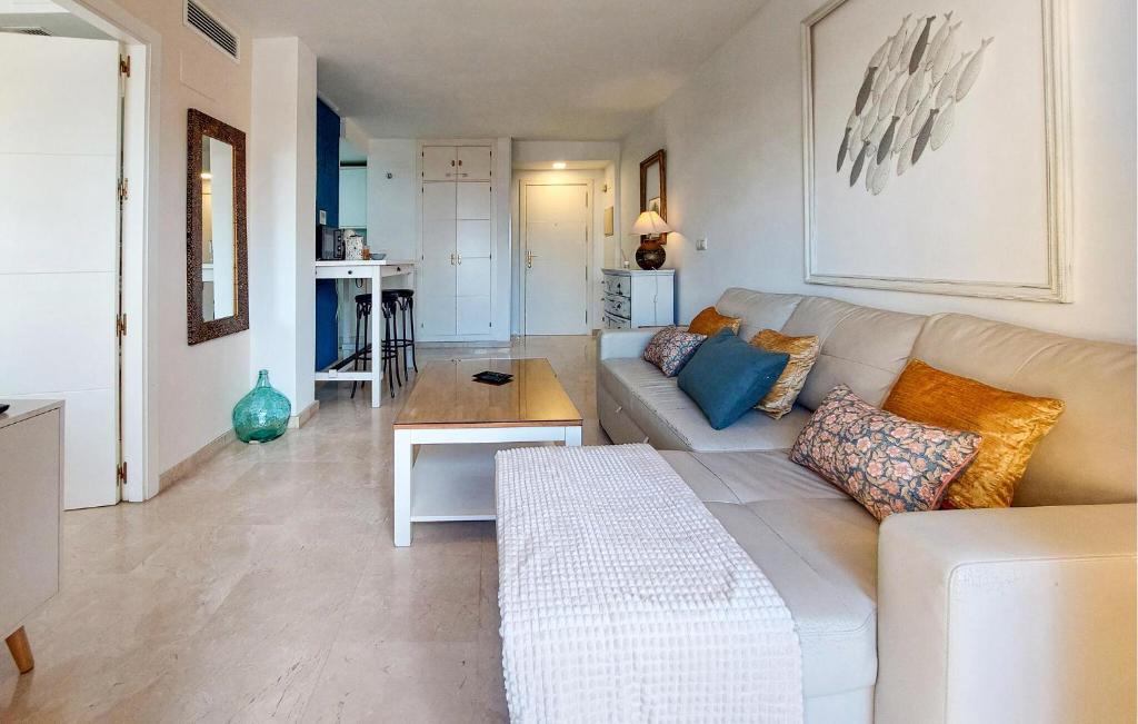 1 Bedroom Stunning Apartment In Torremolinos - 5